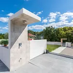 Casa Mara Stokovci
